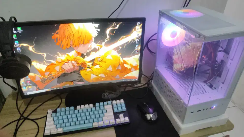 1 SET PC DAN MONITOR MEJA