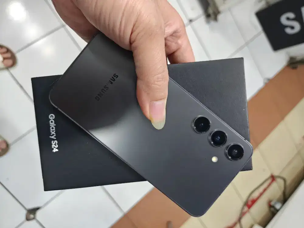 Samsung s24 8/256