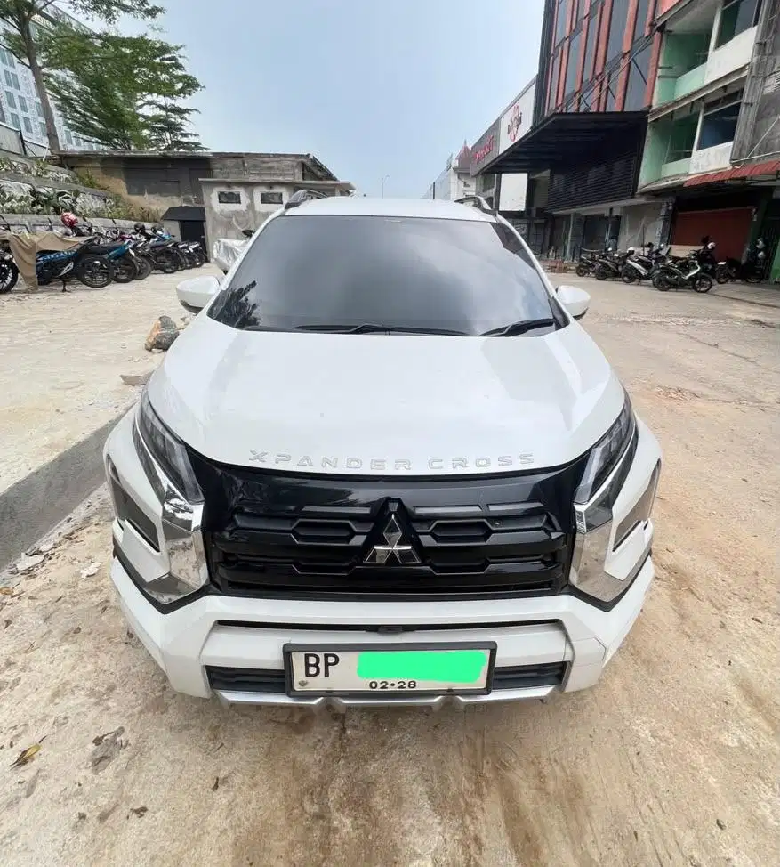 Mitsubishi New Xpander Cross 1.5 Facelift 2022