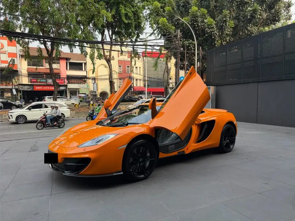 [ LOW KM 6 rb ] McLaren MP4-12C NIK 2013 pajak baru