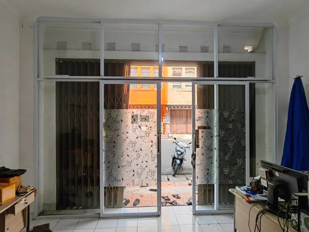 Pintu Kaca Geser Pintu Sliding Pintu Ruko Kaca Bening 3 x 4 meter