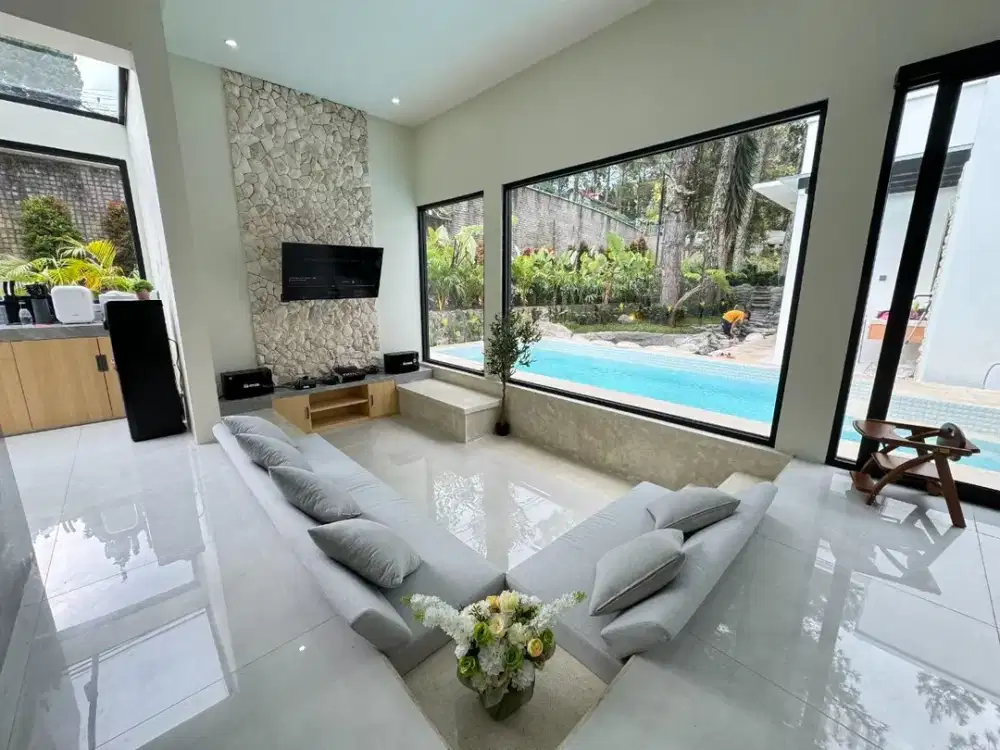 Villa Mewah Modern Vibes Aestetic dalam Komplek Villa Istana Bunga Lembang