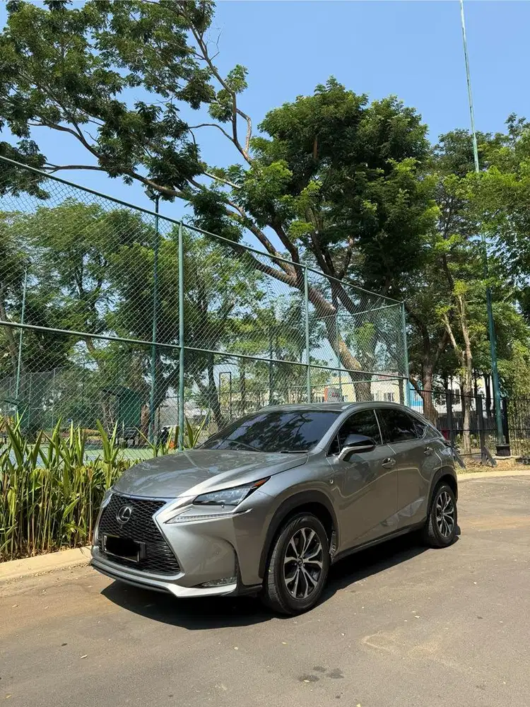 Toyota lexus nx 200t f-sport