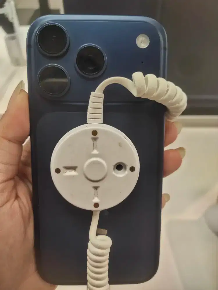 iphone 17pro cicilan bunga ringan syarat hanya pakai KTP