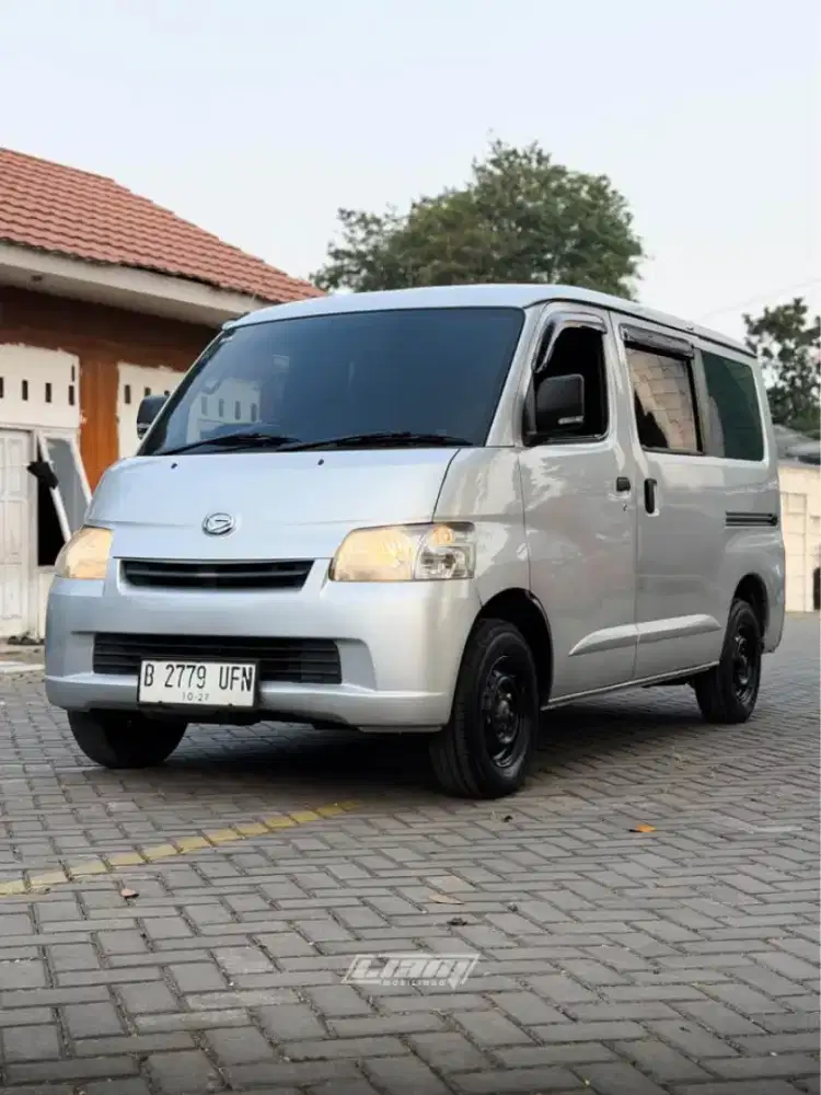 DAIHATSU GRANDMAX MINIBUS MT 2017