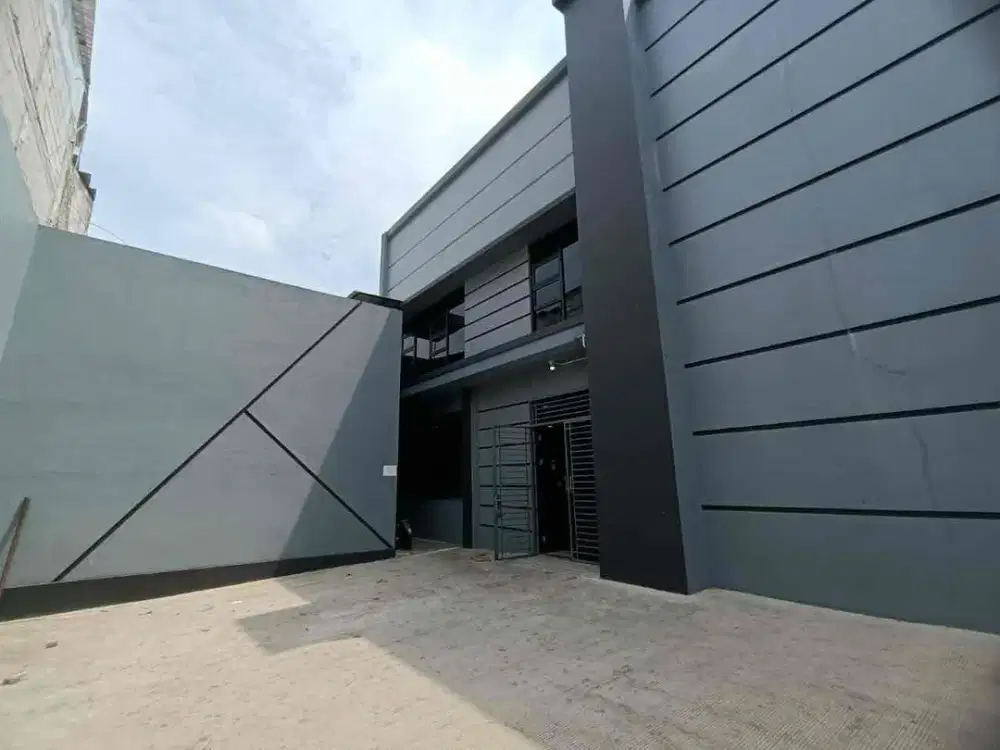 RARE! Gudang 1.800 m² di Kapuk – Akses Kontainer 40 FT | SHM