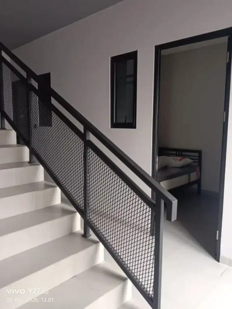 Railing tangga ran expanda