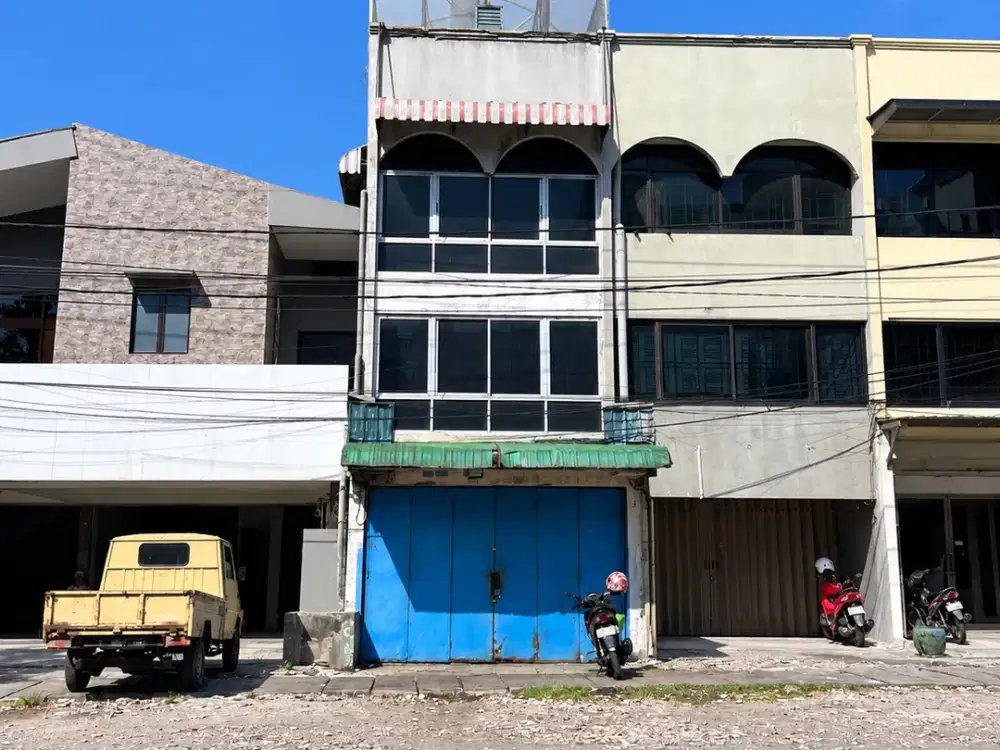 Dijual Ruko Strategis di Jalan Raden Saleh Surabaya Pusat Dekat dengan Stasiun Pasar Turi