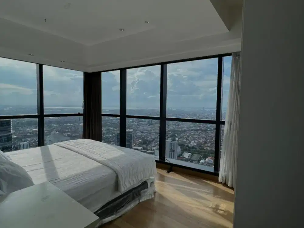 Dijual Apartemen The Peak Residence Tunjungan Plaza Surabaya 3BR Fully Furnished