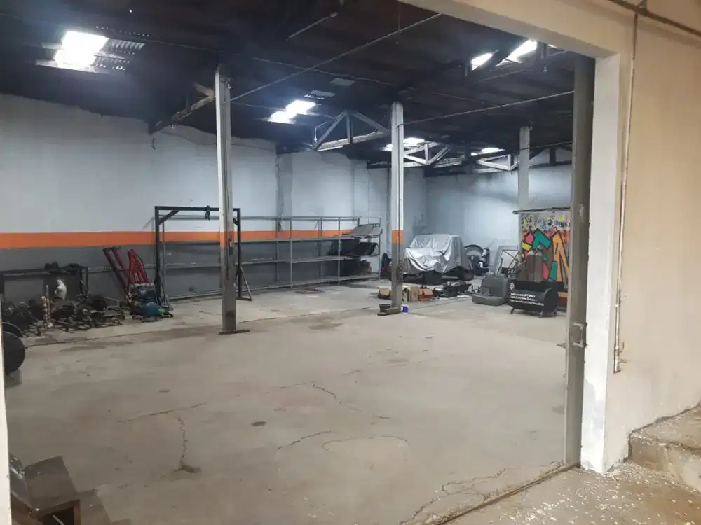 Dijual tanah utk gudang/industri 1430m2 Jl. raya Padalarang