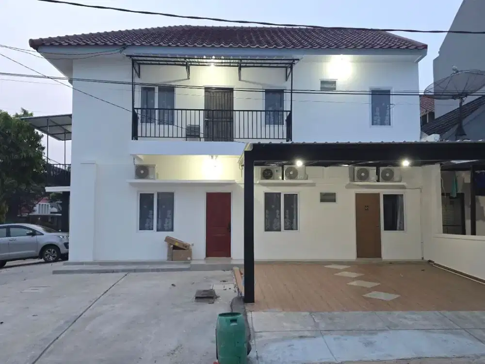 Kos Baru Depan Taman Full AC & Kamar Mandi dalam Free Laundry & Parkir Mobil