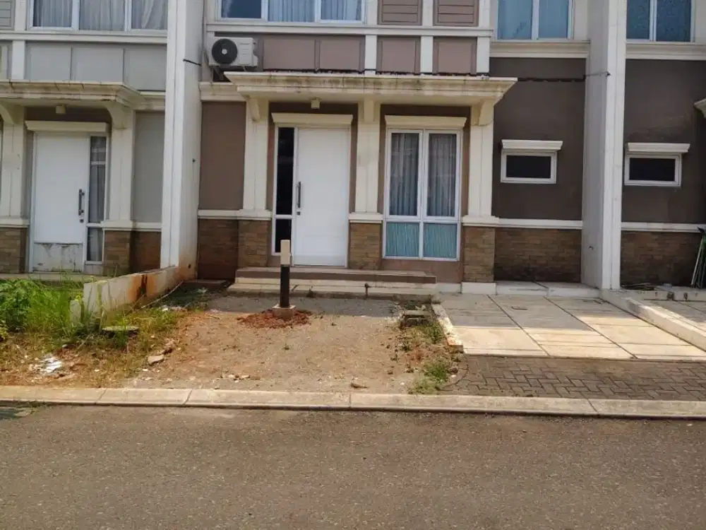Dijual Rumah Kota Wisata 2 Lantai Siap Huni