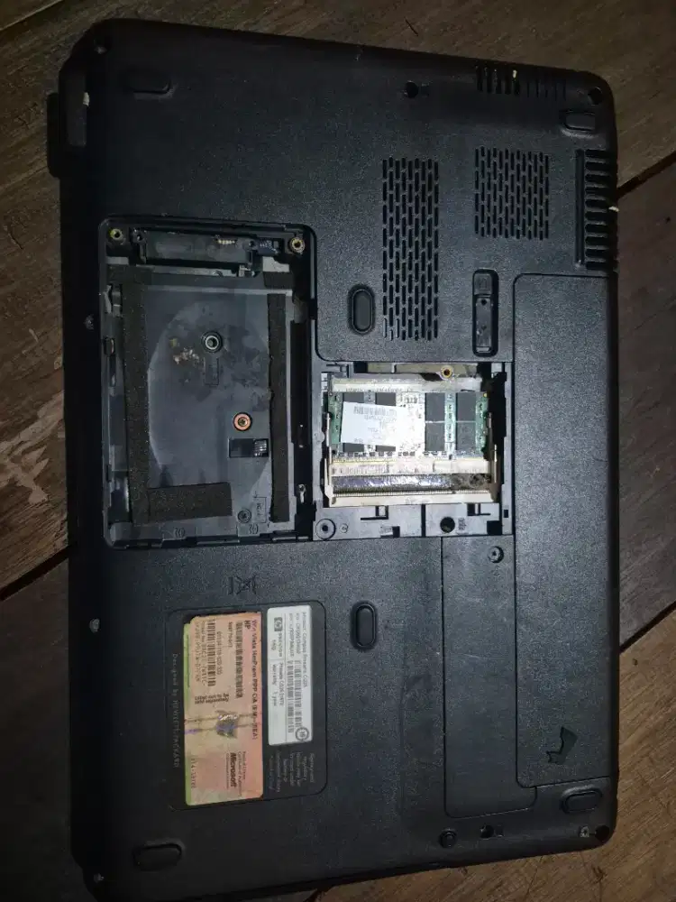 Laptop bekas murah