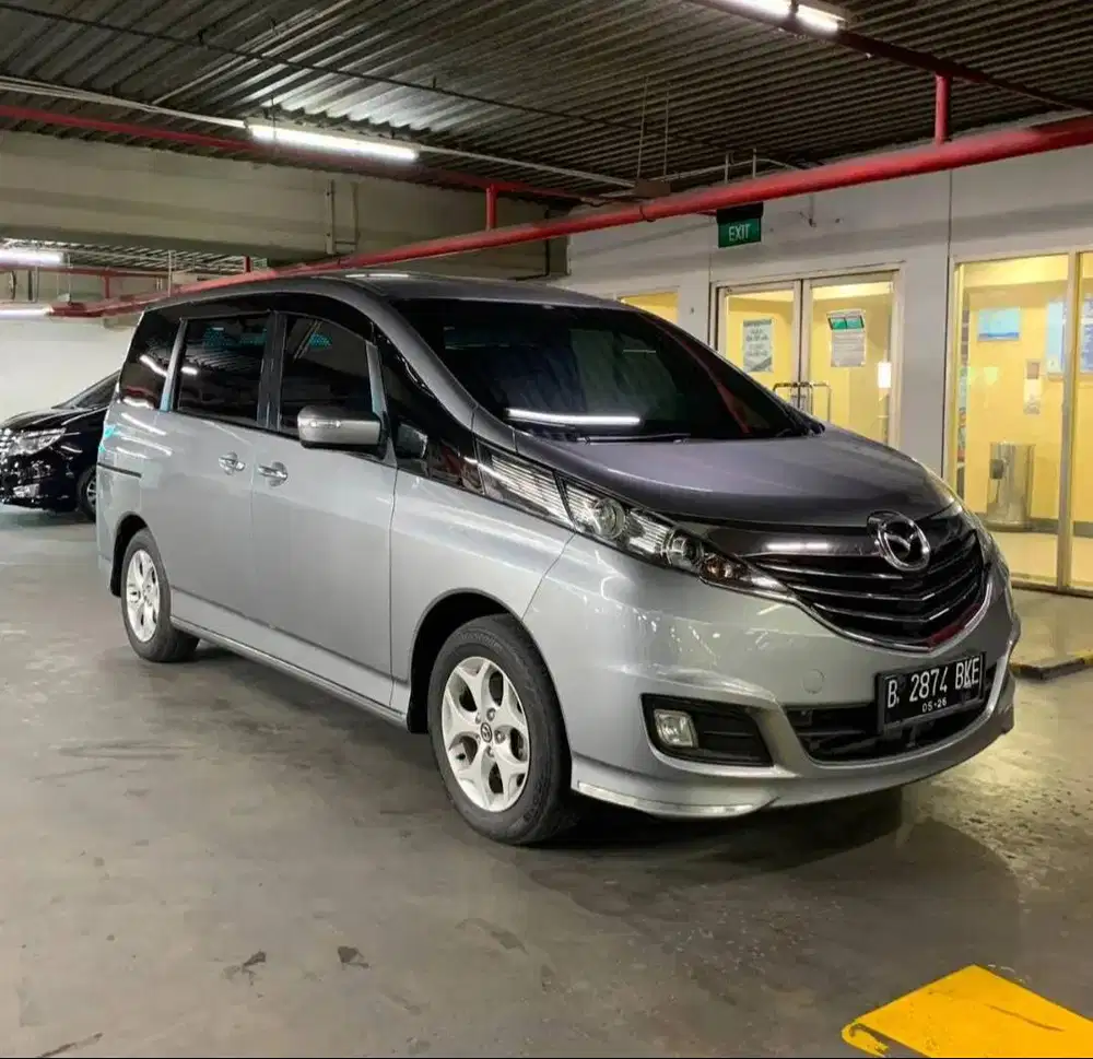 mazda biante (2015)