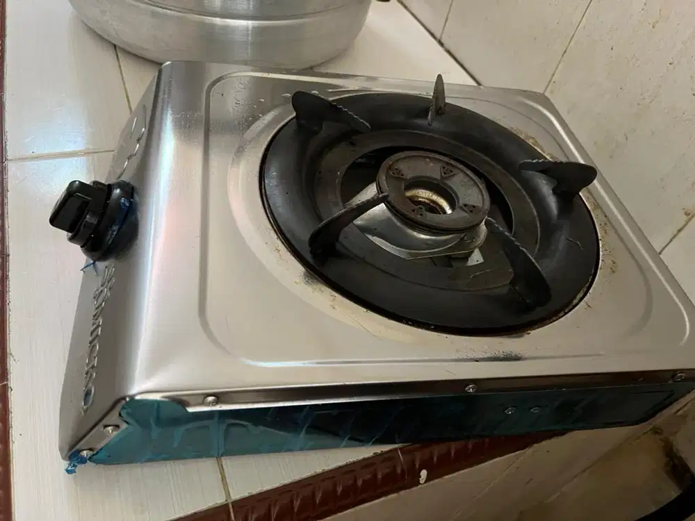 kompor + regulator jarang pakai