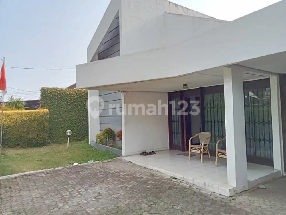 Rumah di gegerkalong siap huni dekat kpad bandung