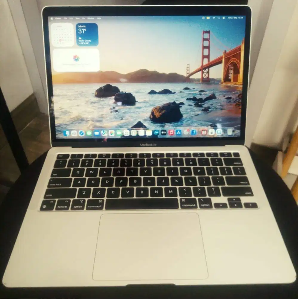 Macbook Air M1 8/256gb, Silver