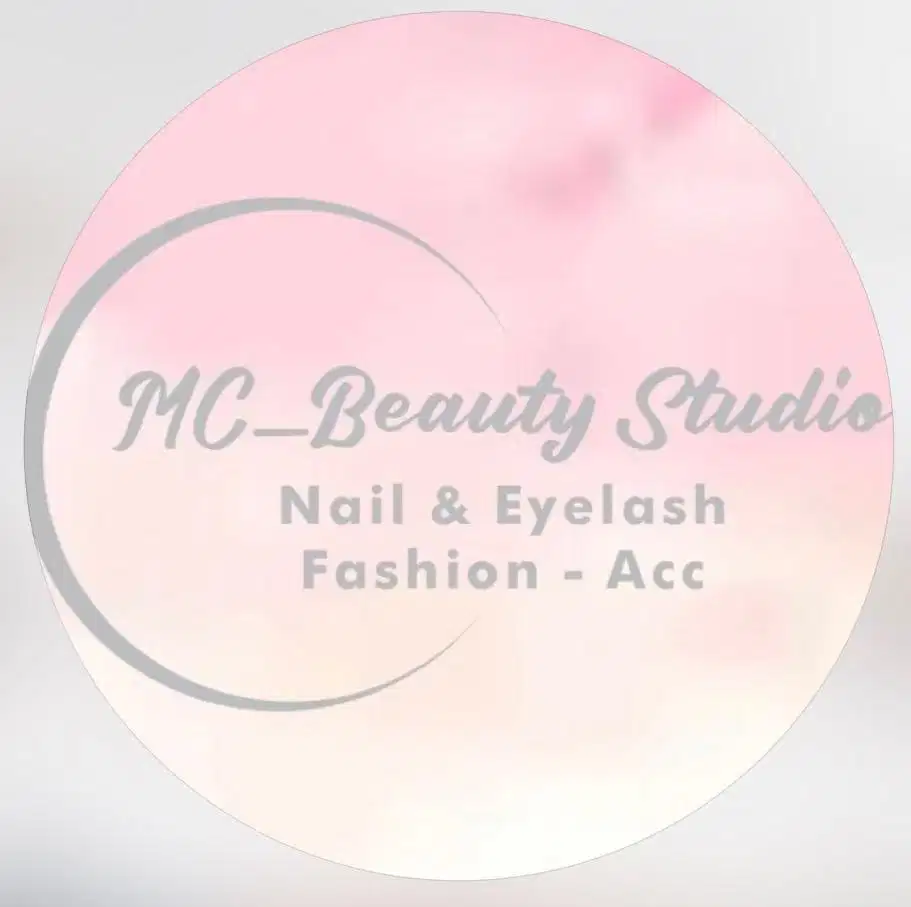 Dicari terhapys eyelash dan nail segera