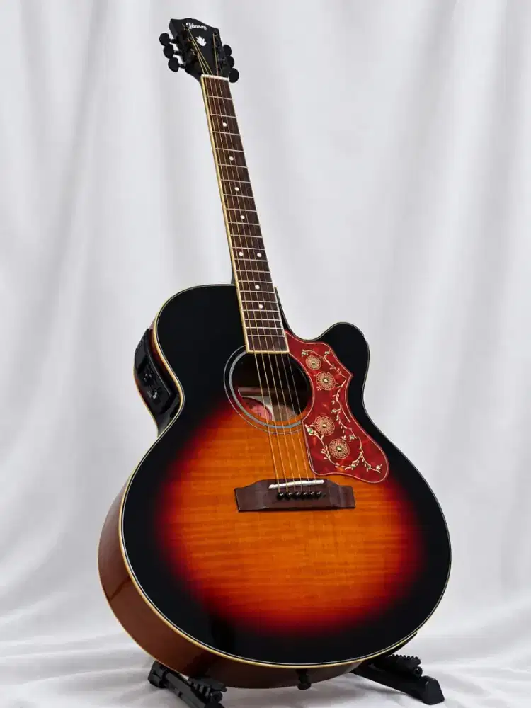 Gitar akustik elektrik Gibson
