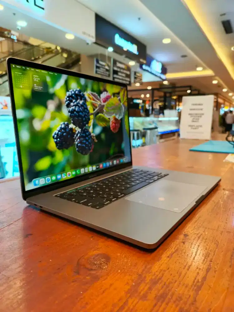Macbook Pro Retina 16 inch 2019