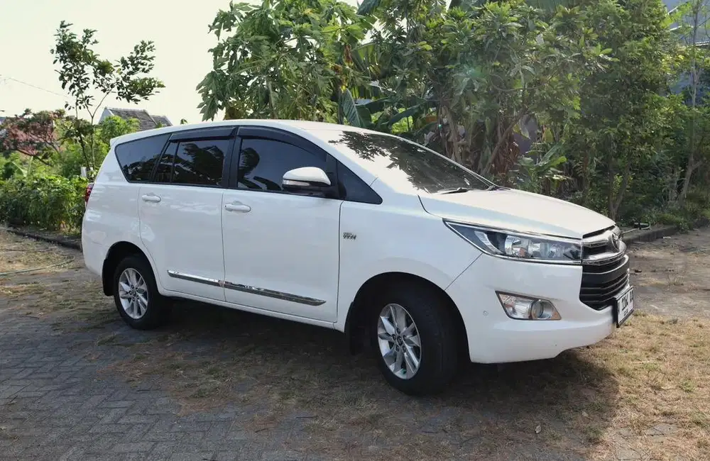 LOW KM Toyota Innova Reborn 2.0 V AT Bensin 2016