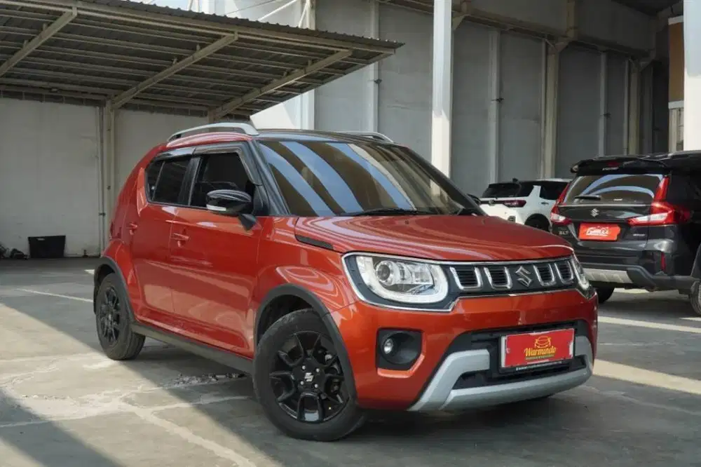 Suzuki Ignis GX AGS Matic Tahun 2023 Orange Merah AT DP minim