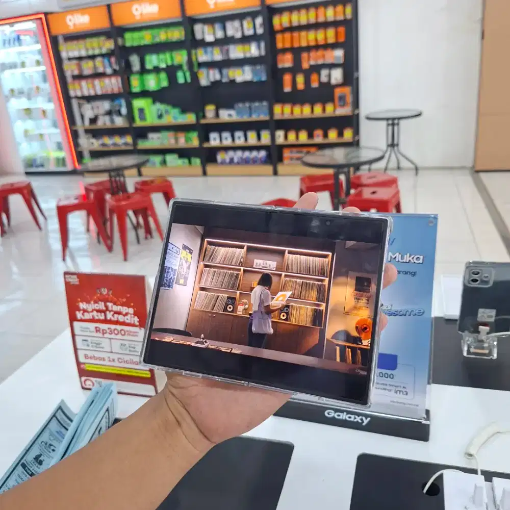 READY STOK SAMSUNG Galaxy Z Fold8 dengan gaya lipatan nya
