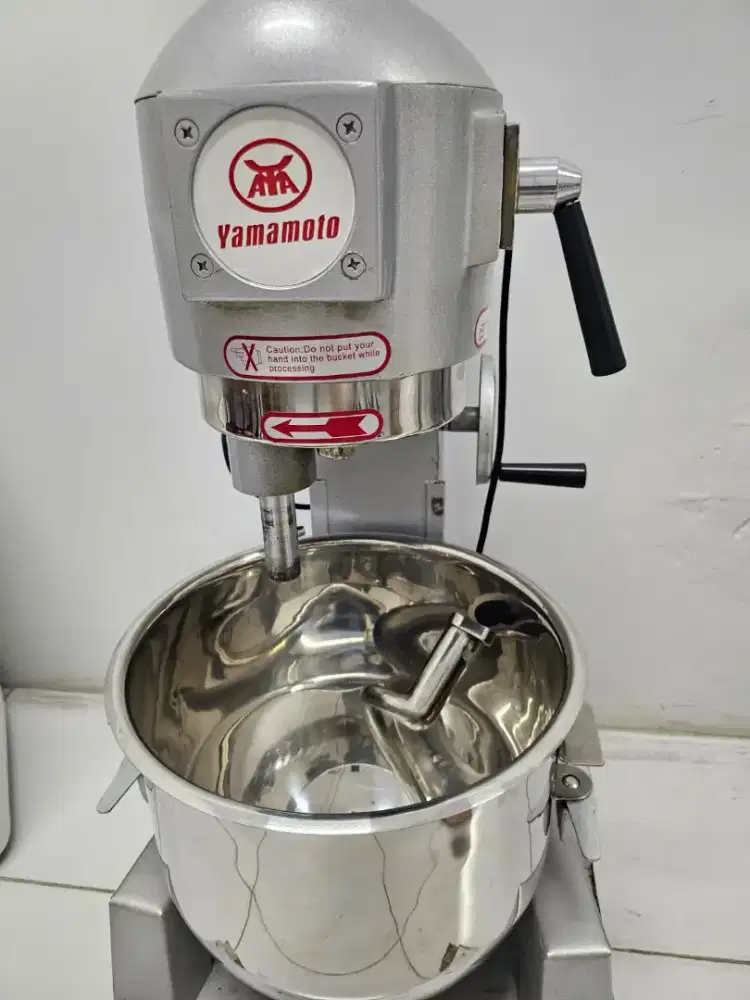 Yamamoto mixer 6,7juta