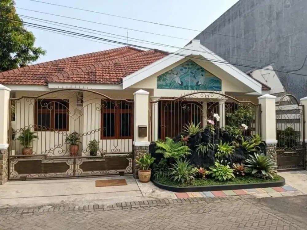 Dijual Rumah Darmo Harapan Minimalis Strategis Siap Huni