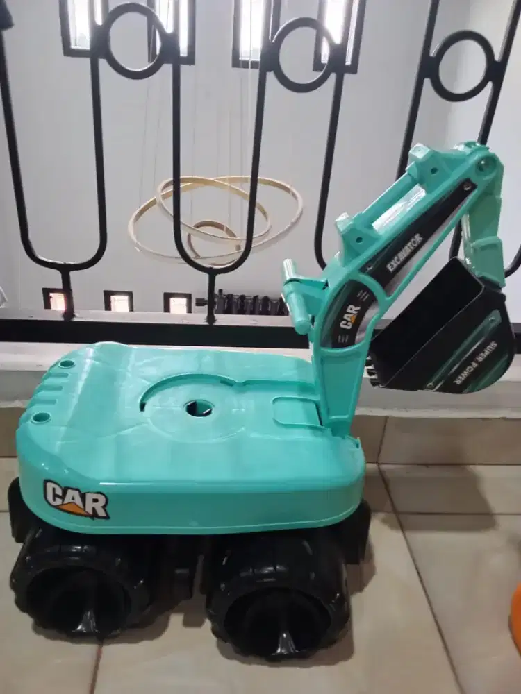 Dijual mobil excavator