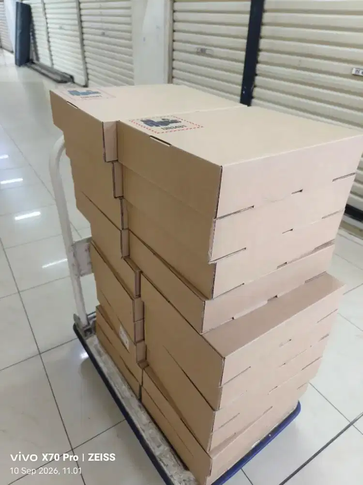 Macbook Air M5 13'6inc 16/512gb New Segel fresh dari pabrik resmi iBox
