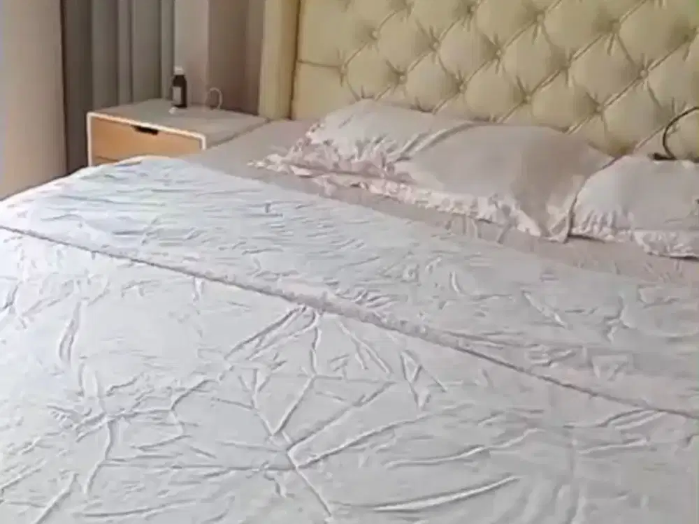 Disewakan Apartemen Gold Coast PIK, 2+1 KT, 2+1 KM, 90 m², Low Zone, Semi Furnished, Ready Oktober 2026, Rp 120 Jt/Tahun Nego