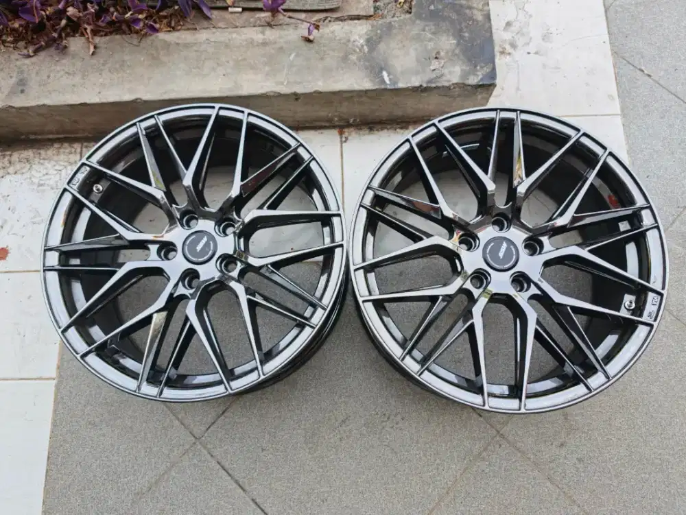 Velg Ring 18 pcd 5 x 112 . Untuk mercy / BMW g20