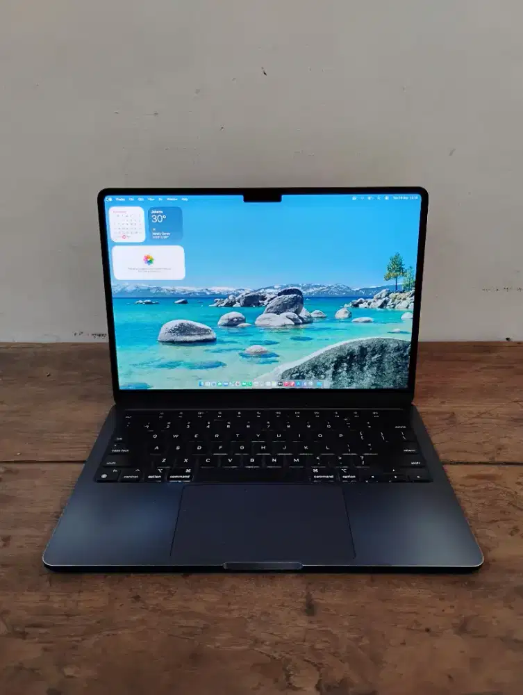 Macbook Air 13 Inch M2 8gb/256gb Ibox