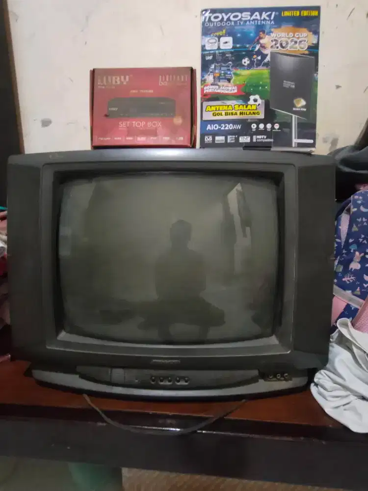 Tv tabung ,Stb dan Antena