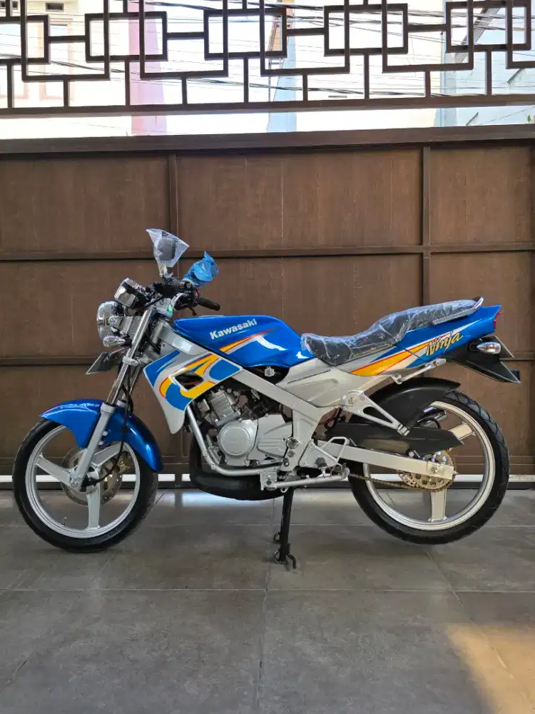 Kawasaki ninja kis 2005 / ninja r / ninja ss
