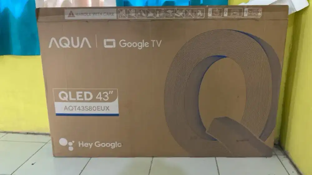 Aqua QLED 43 inch masih fresh 3 bulan dan masih ad kwitansi jg Garansi