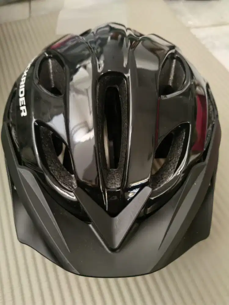 Helm untuk Sepeda