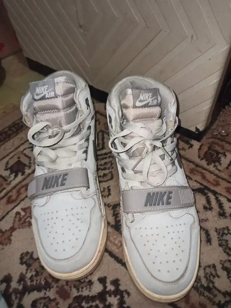 Air Jordan Legacy 312 Wolf grey