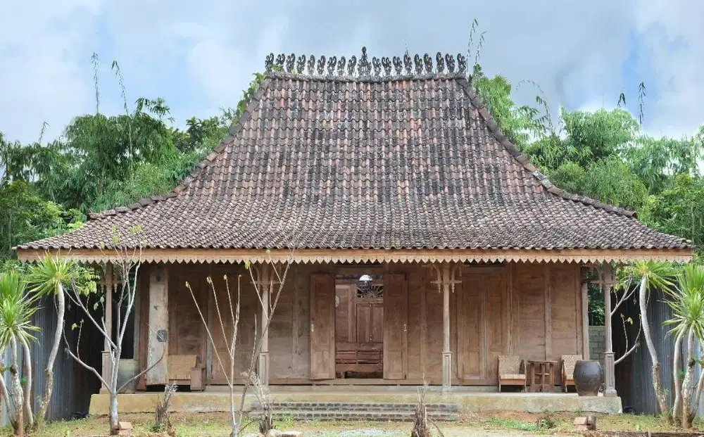 DIJUAL RUMAH KAYU LIMASAN (JATI LAMA)