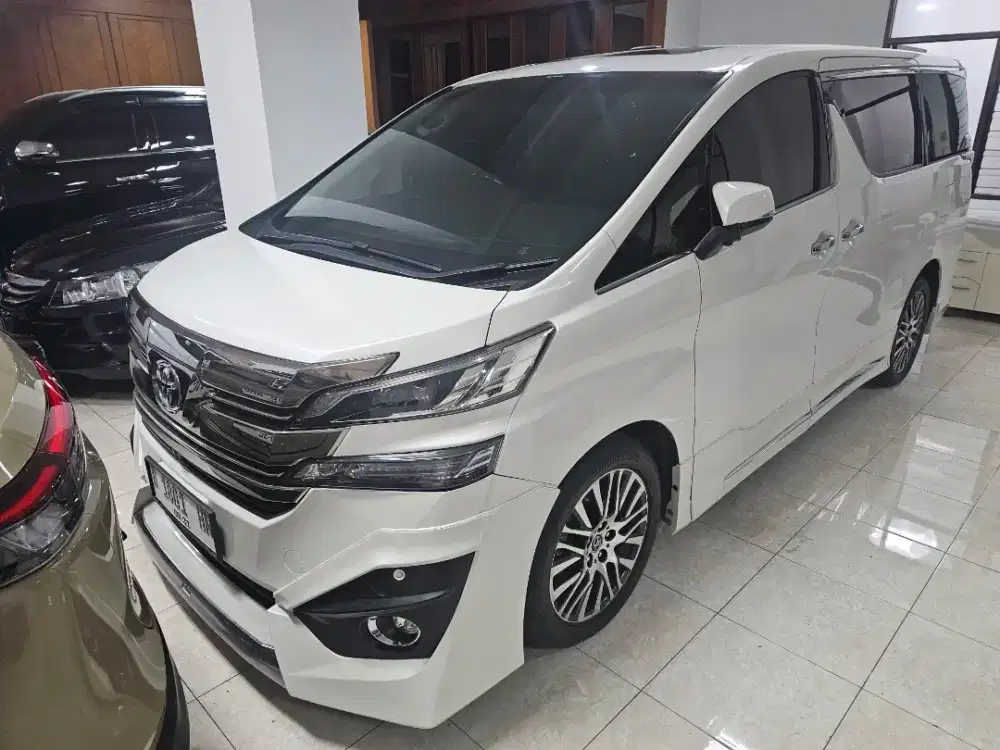 Toyota vellfire 2.5 G atpm limited at 2017 putih met,km 79rb,antik skl