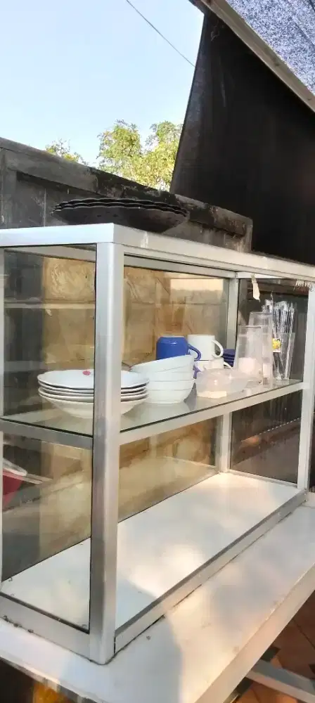 Etalase atasan cocok utk diatas meja