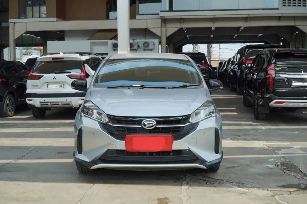 Daihatsu Sirion  Matic AT tahun 2024 silver DP minim