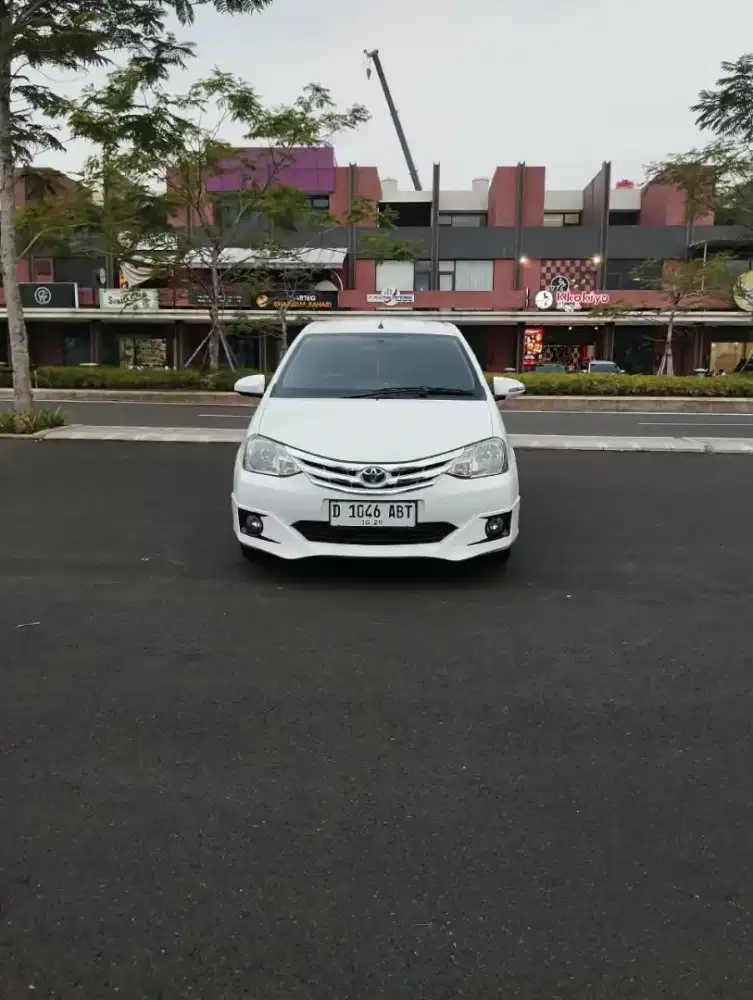 Etios g mt 2014