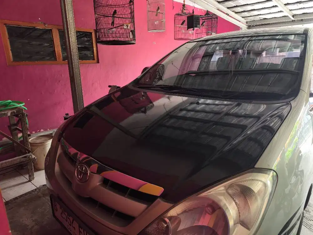 Innova 2.0 V tahun 2005 Bensin Matic