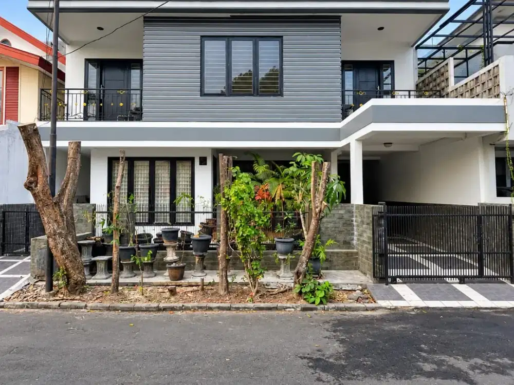 Rumah dengan bangunan luas di dalam cluster Bintaro Jaya Sektor 9