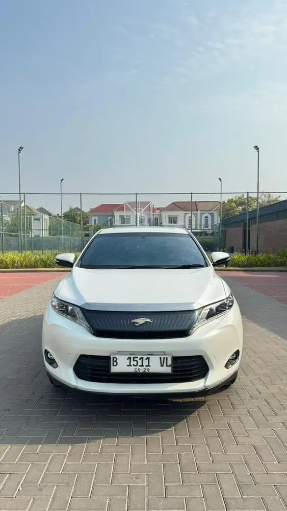 Toyota Harrier 2014