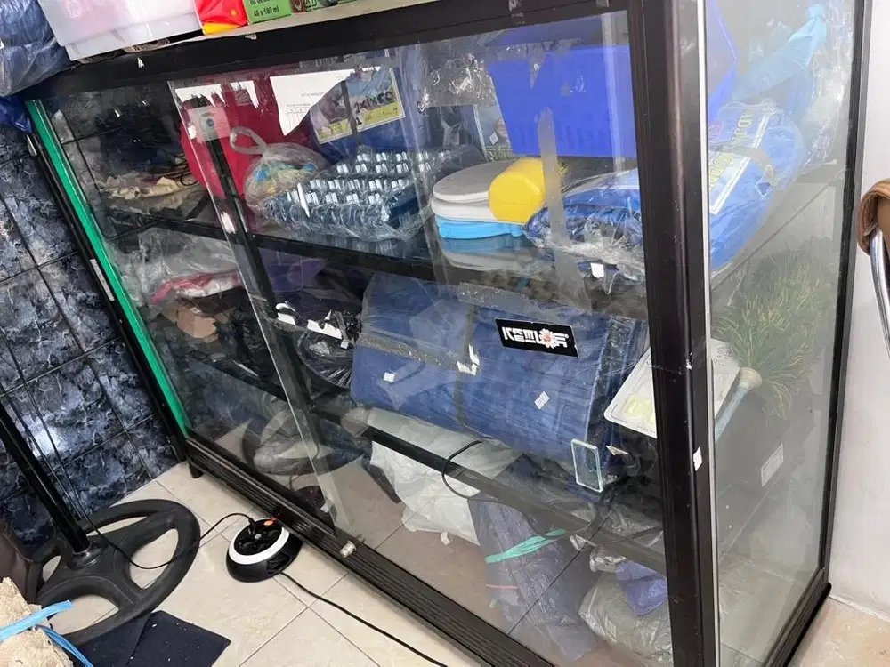Jual etalase kaca panjang 150cm tebal
