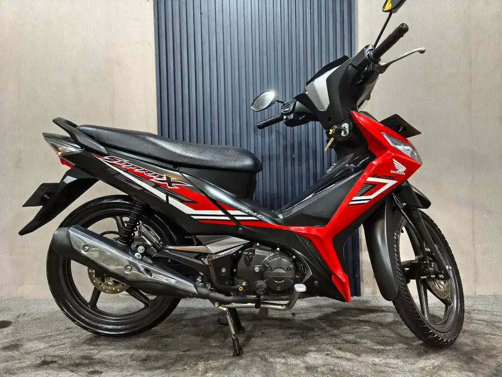 Supra X 125 fi 2025 istimewa mulus terawat siap pakai...