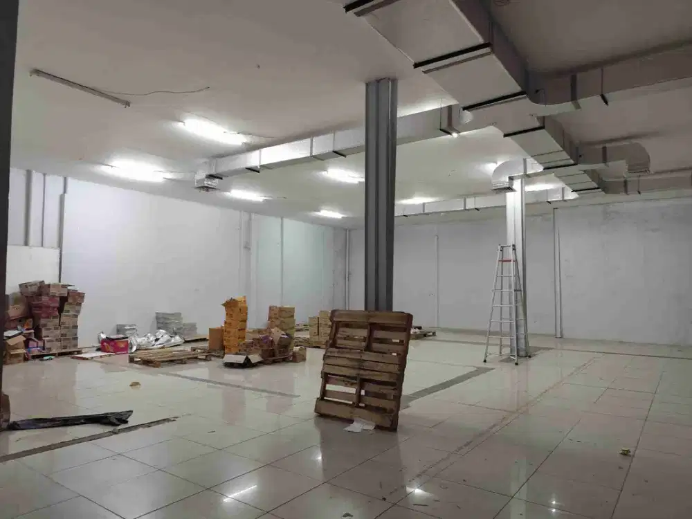 Disewa Gudang Murah 2 Gandeng Green Sedayu Bizpark Cakung Jakarta Timur